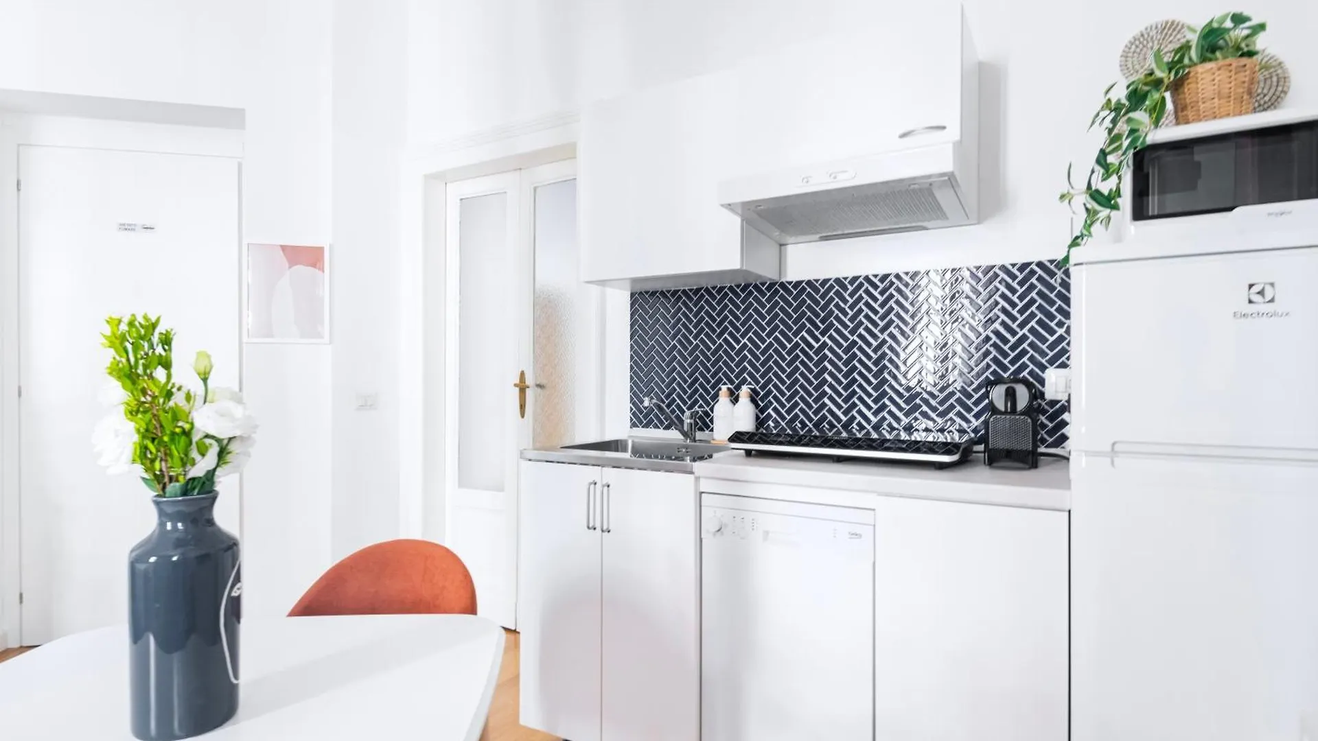 Easylife - Accogliente Monolocale Zona Washington Daire Milano